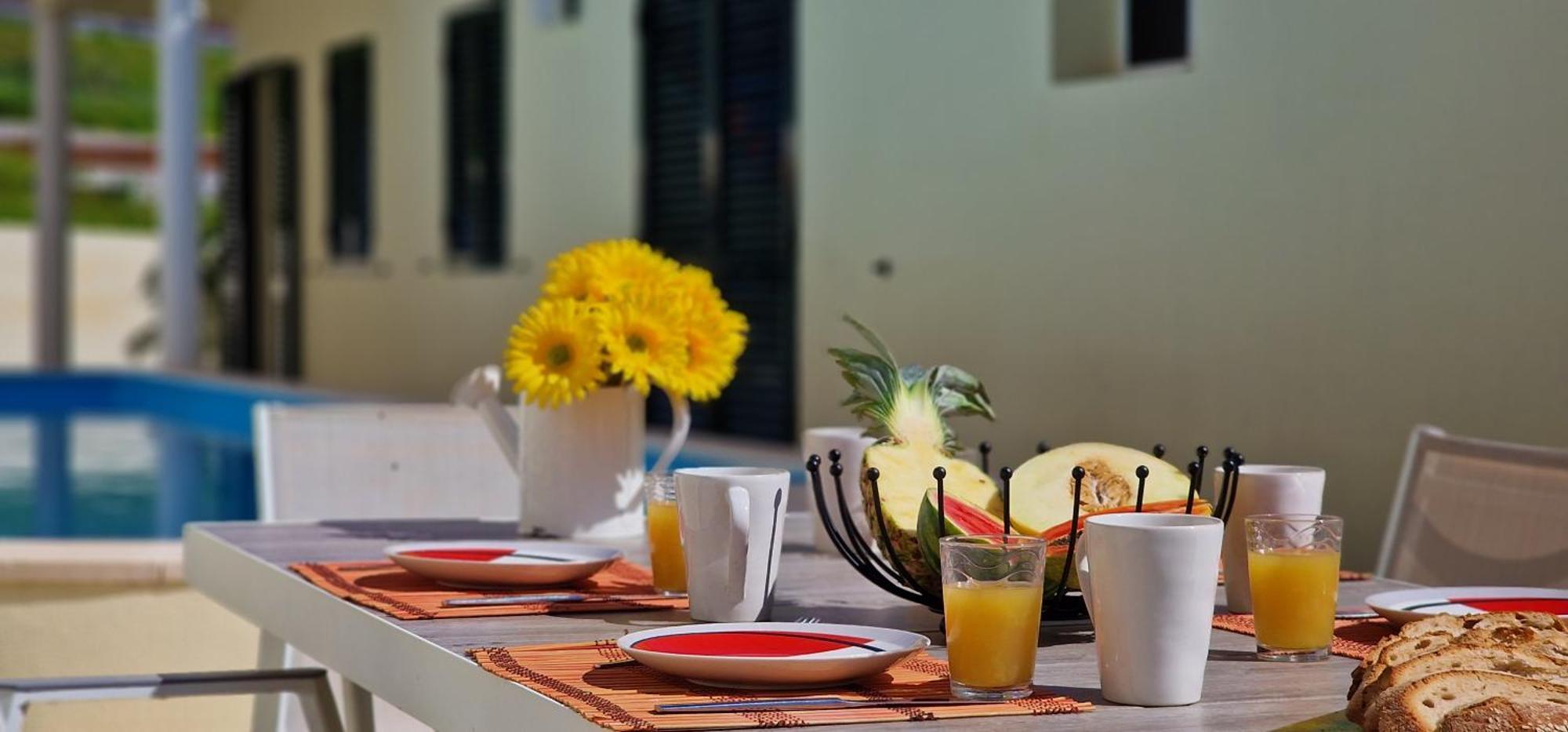 Casa Eleanor By Lovelystay Calheta  Kültér fotó