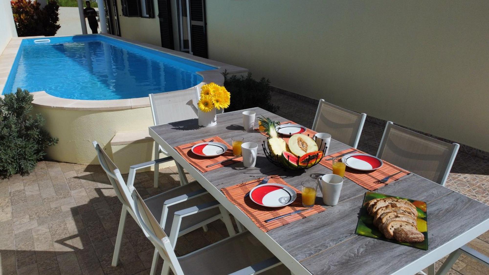 Casa Eleanor By Lovelystay Calheta  Kültér fotó