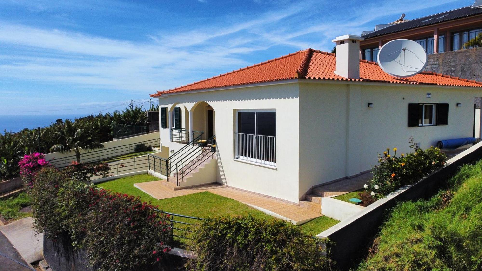 Casa Eleanor By Lovelystay Calheta  Kültér fotó