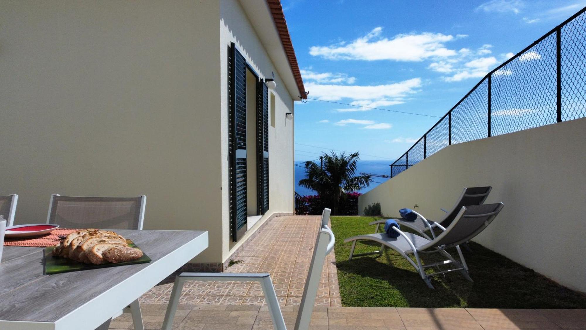 Casa Eleanor By Lovelystay Calheta  Kültér fotó