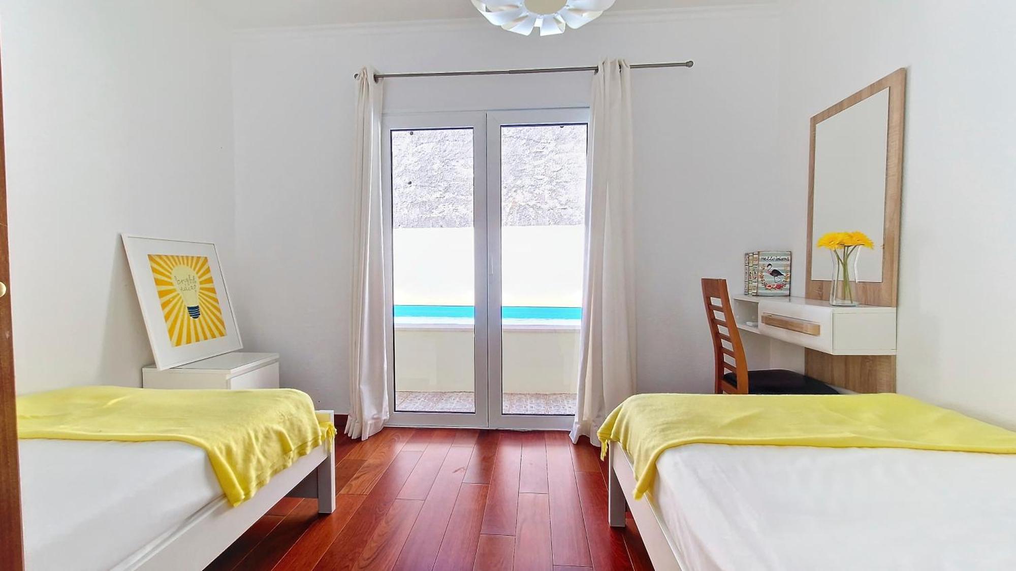 Casa Eleanor By Lovelystay Calheta  Kültér fotó