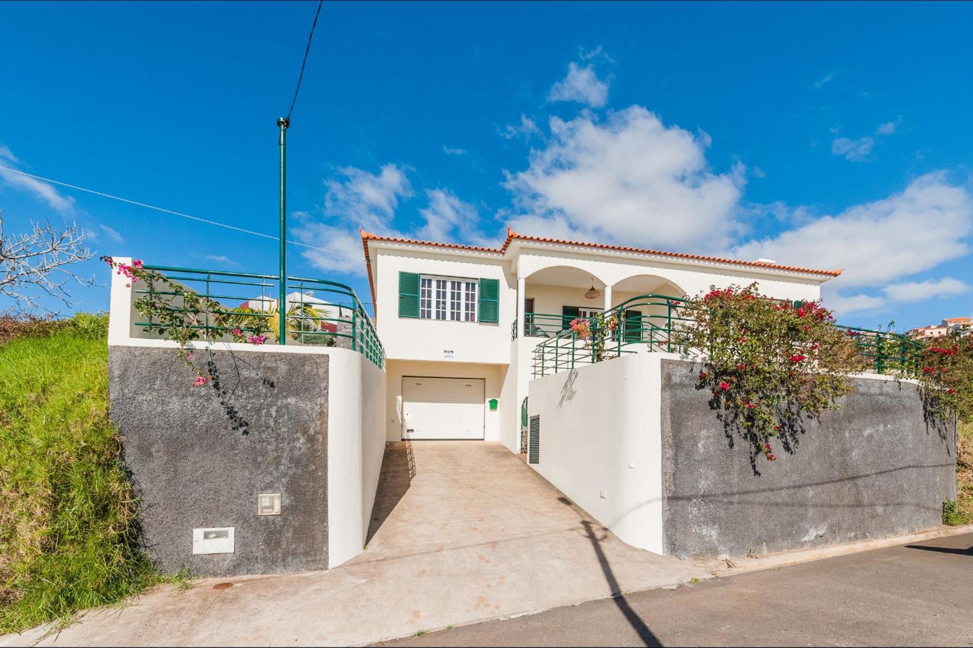 Casa Eleanor By Lovelystay Calheta  Kültér fotó